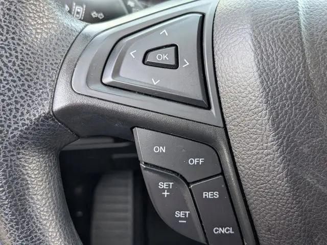 2023 Ford Edge SE