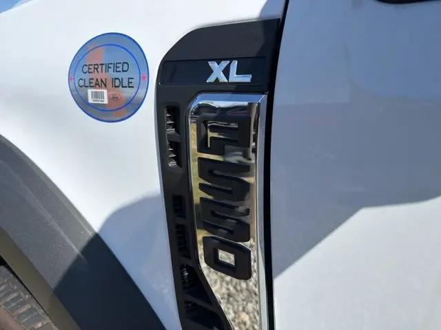 2024 Ford F-550 XL