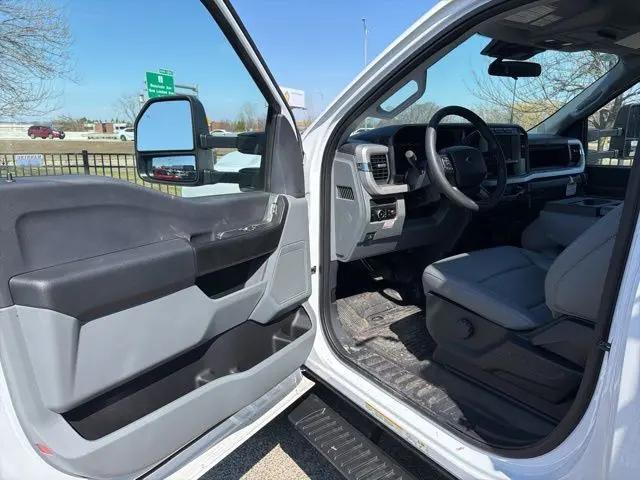 2024 Ford F-550 XL