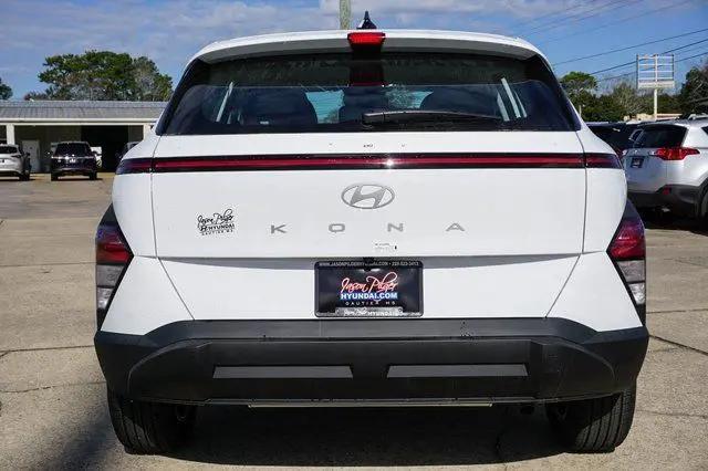 2026 Hyundai Kona SE