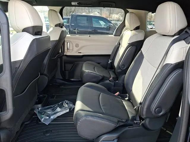 2026 Toyota Sienna Limited