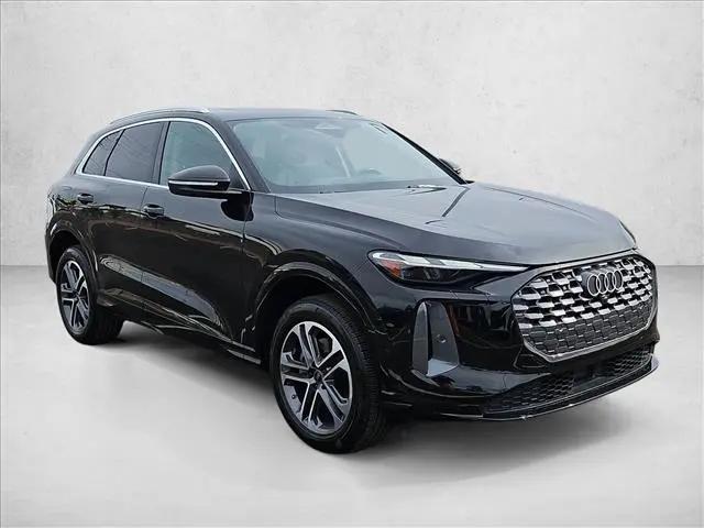 2025 Audi Q5 Premium TFSI quattro S tronic