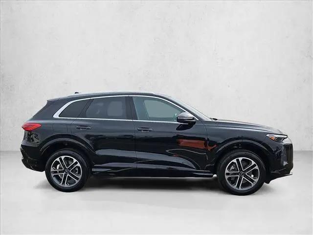 2025 Audi Q5 Premium TFSI quattro S tronic