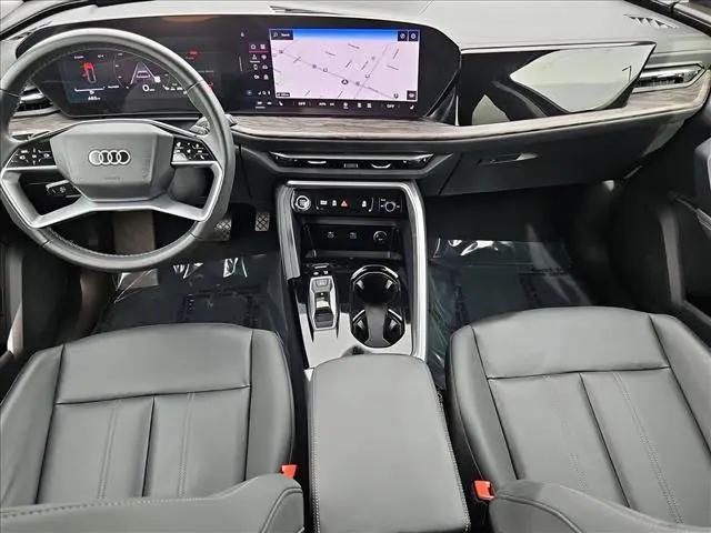 2025 Audi Q5 Premium TFSI quattro S tronic