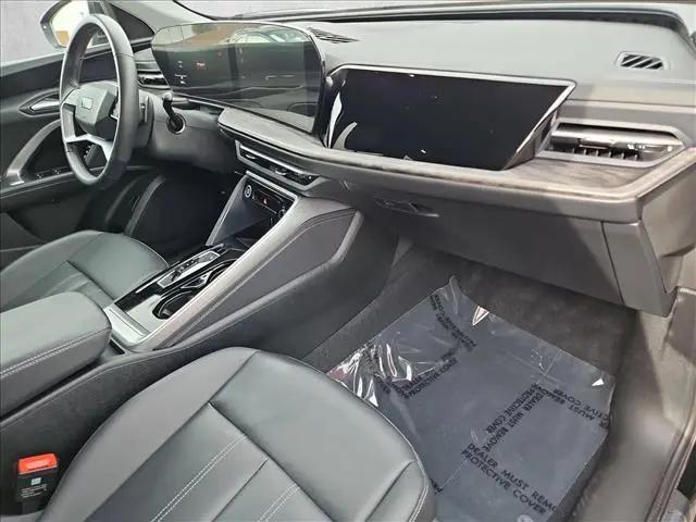 2025 Audi Q5 Premium TFSI quattro S tronic