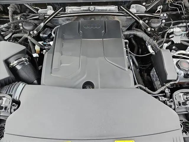 2025 Audi Q5 Premium TFSI quattro S tronic