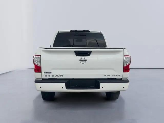 2021 Nissan Titan Crew Cab SV 4x4