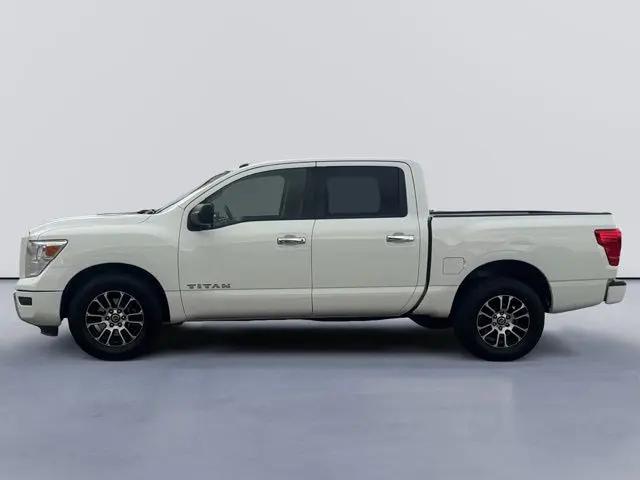 2021 Nissan Titan Crew Cab SV 4x4