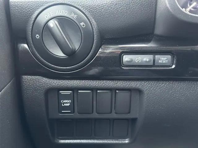 2021 Nissan Titan Crew Cab SV 4x4