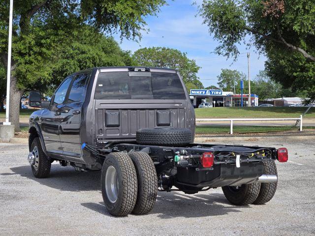 2026 RAM Ram 3500 Chassis Cab RAM 3500 BIG HORN CREW CAB CHASSIS 4X4 60 CA