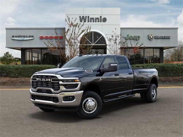 2026 RAM Ram 3500 RAM 3500 TRADESMAN CREW CAB 4X4 8 BOX