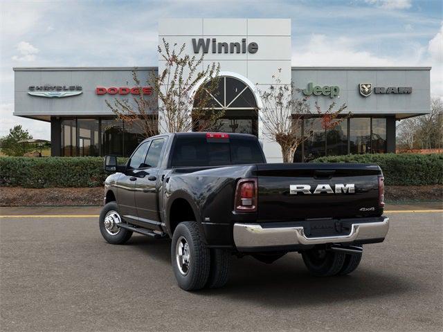 2026 RAM Ram 3500 RAM 3500 TRADESMAN CREW CAB 4X4 8 BOX