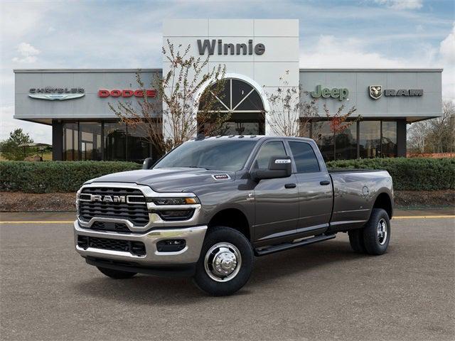 2026 RAM Ram 3500 RAM 3500 TRADESMAN CREW CAB 4X4 8 BOX