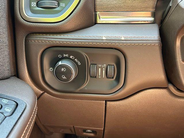 2026 Ram 2500 Limited Longhorn Crew Cab 4x4 64 Box