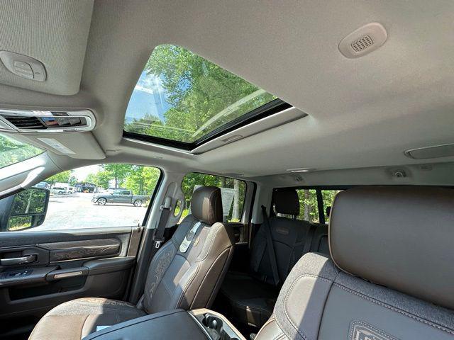 2026 Ram 2500 Limited Longhorn Crew Cab 4x4 64 Box
