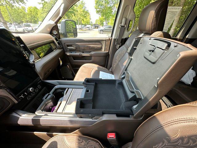 2026 Ram 2500 Limited Longhorn Crew Cab 4x4 64 Box