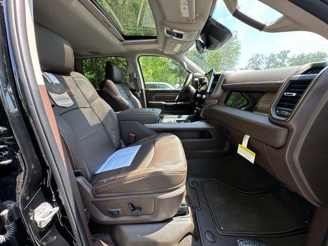2026 Ram 2500 Limited Longhorn Crew Cab 4x4 64 Box