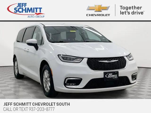 2024 Chrysler Pacifica Touring L for sale in Miamisburg, OH