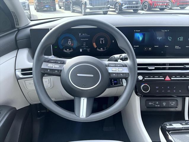 2026 Hyundai Tucson Hybrid Blue SE