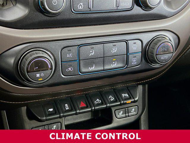 2022 GMC Canyon 4WD Crew Cab Short Box AT4 - Leather