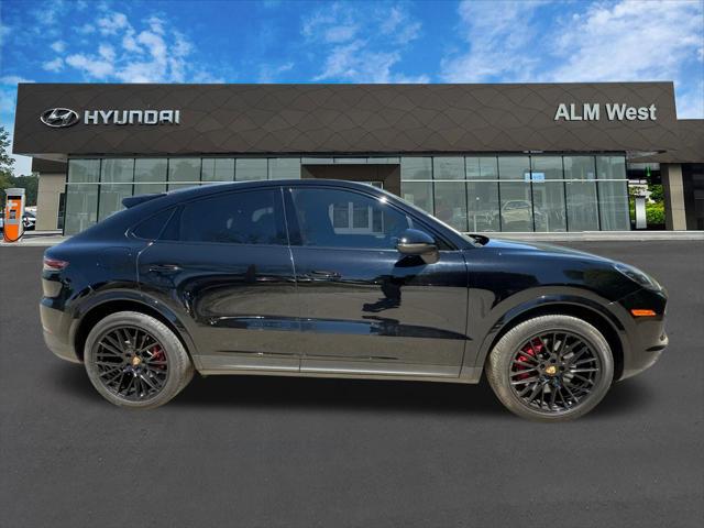2022 Porsche Cayenne S
