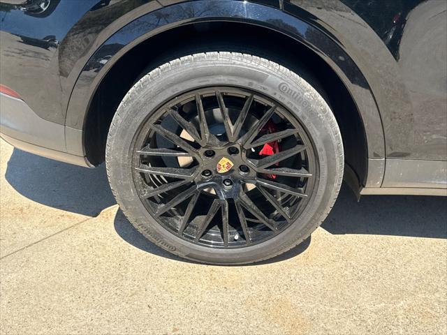 2022 Porsche Cayenne S