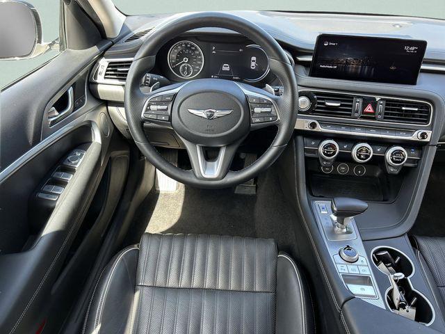 2022 Genesis G70 2.0T RWD