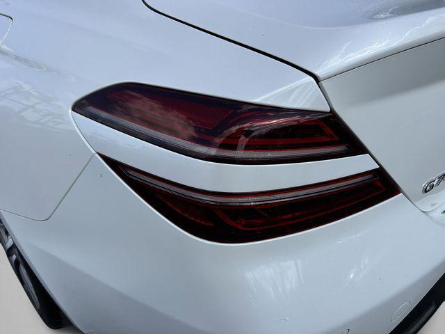 2022 Genesis G70 2.0T RWD