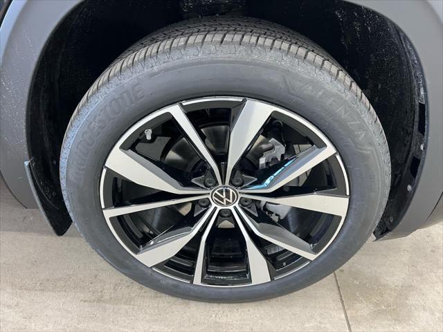 2026 Volkswagen Atlas Cross Sport SEL Premium R-Line