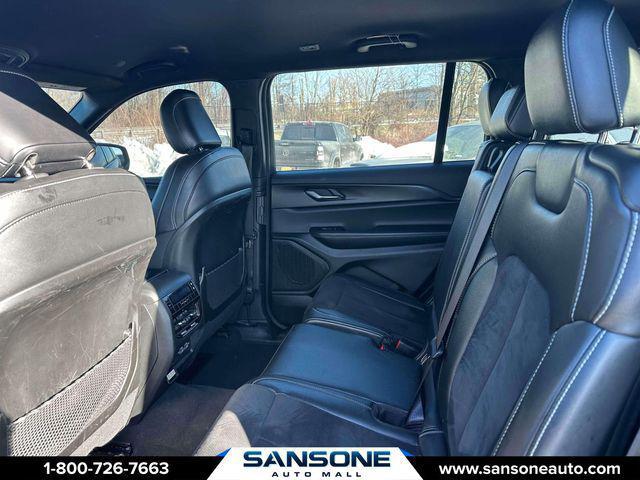 2024 Jeep Grand Cherokee L Altitude 4x4