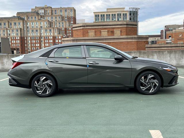 2026 Hyundai Elantra Hybrid Limited