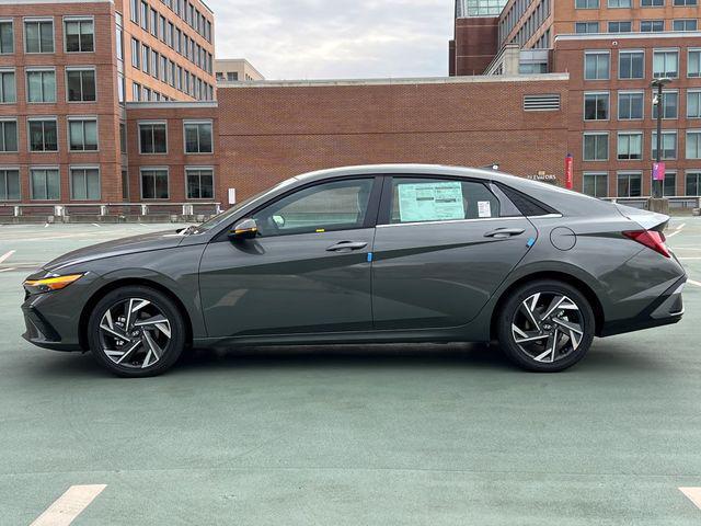 2026 Hyundai Elantra Hybrid Limited