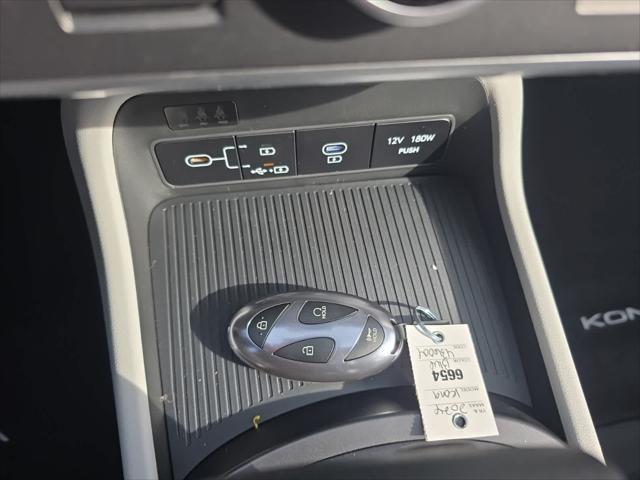 2026 Hyundai Kona SE