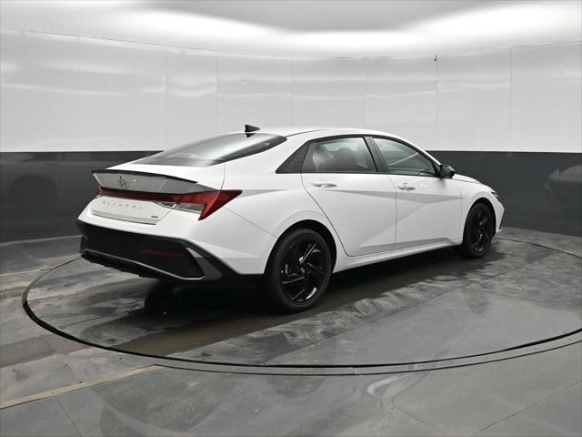 2026 Hyundai Elantra Hybrid SEL Sport