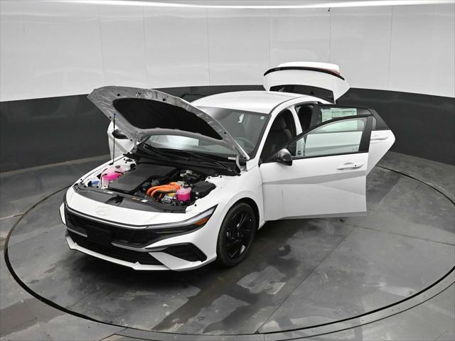 2026 Hyundai Elantra Hybrid SEL Sport