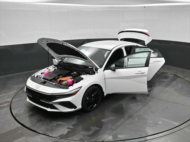 2026 Hyundai Elantra Hybrid SEL Sport