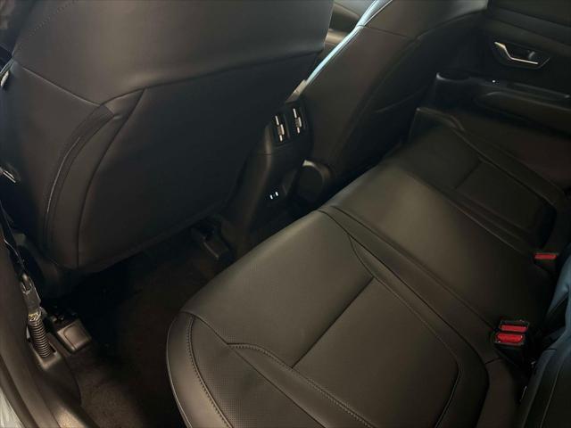2026 Hyundai Santa Cruz SEL Activity