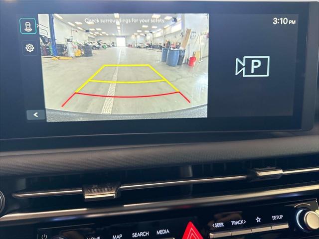 2026 Hyundai Santa Cruz SEL Activity