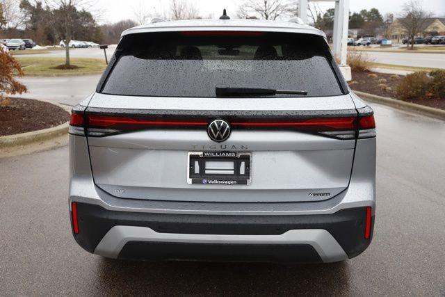 2025 Volkswagen Tiguan 2.0T SE