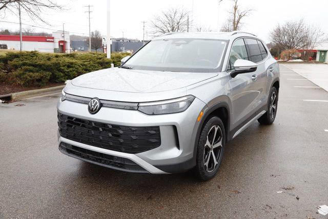 2025 Volkswagen Tiguan 2.0T SE