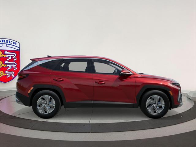 2026 Hyundai Tucson Hybrid Blue SE
