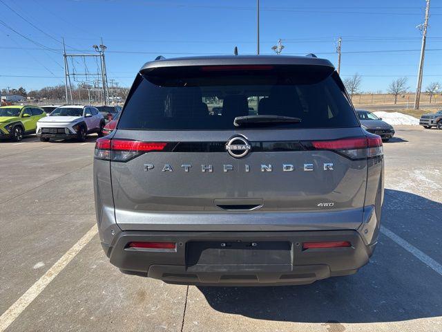 2025 Nissan Pathfinder SV 4WD