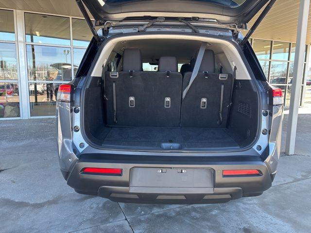 2025 Nissan Pathfinder SV 4WD