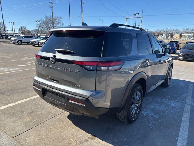 2025 Nissan Pathfinder SV 4WD