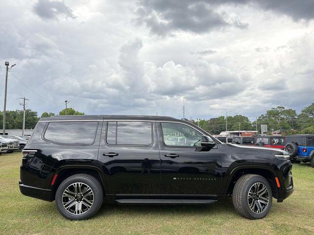 2026 Jeep Grand Wagoneer 4x2
