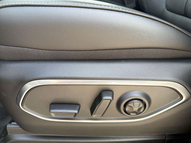 2026 Jeep Grand Wagoneer 4x2