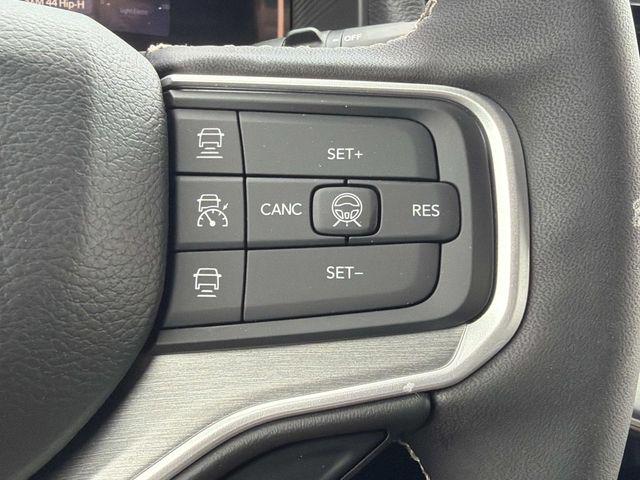 2026 Jeep Grand Wagoneer 4x2