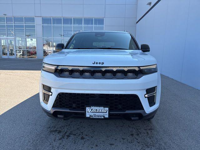 2026 Wagoneer Grand Wagoneer GRAND WAGONEER UPLAND 4X4