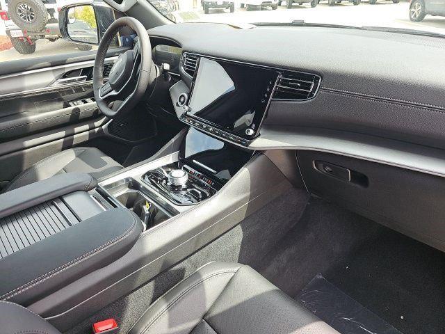 2026 Jeep Grand Wagoneer Upland