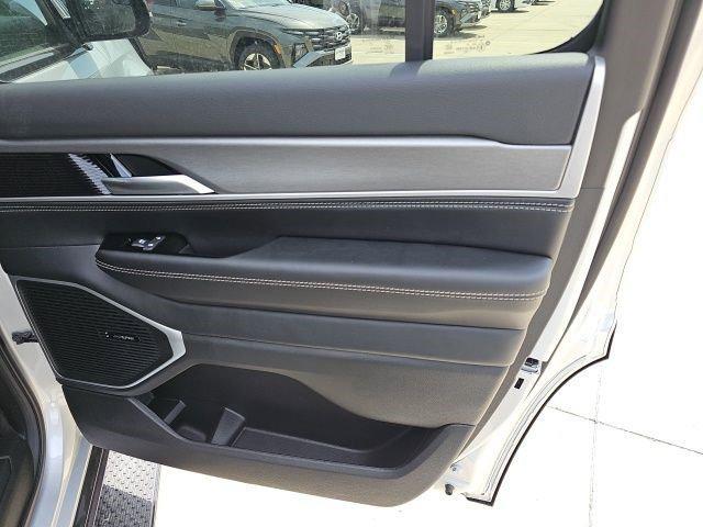 2026 Jeep Grand Wagoneer Upland